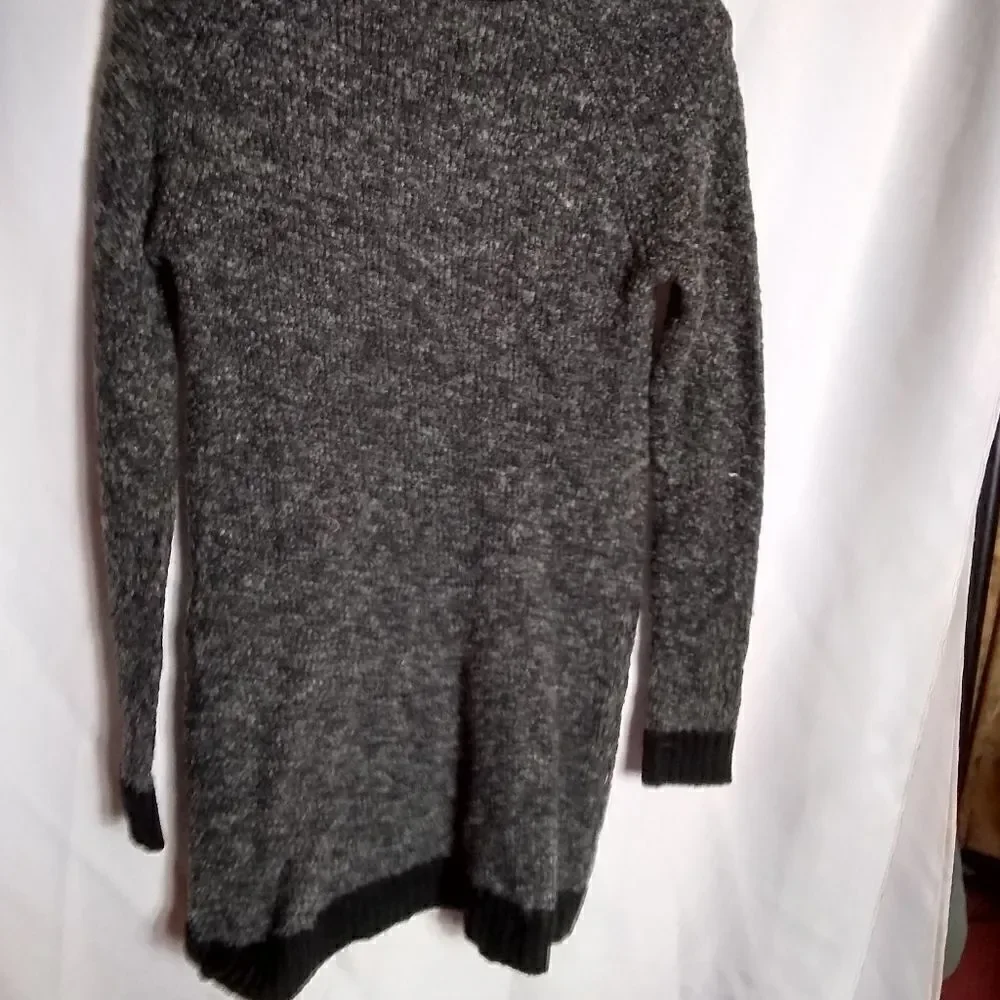 Circo sweater
